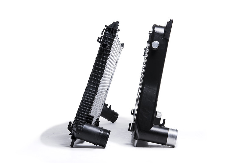 RecingLine MQB Intercooler System Golf R, S3/TTS, Leon Cupra and