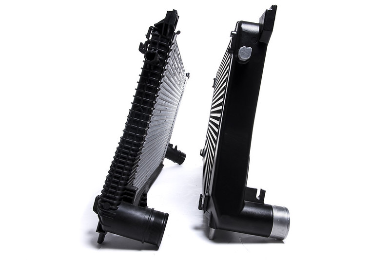 RecingLine MQB Intercooler System Golf R, S3/TTS, Leon Cupra and